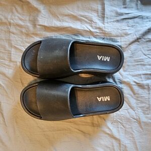 MIA Black Slide Sandals